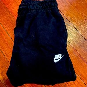Small Nike sweatpants